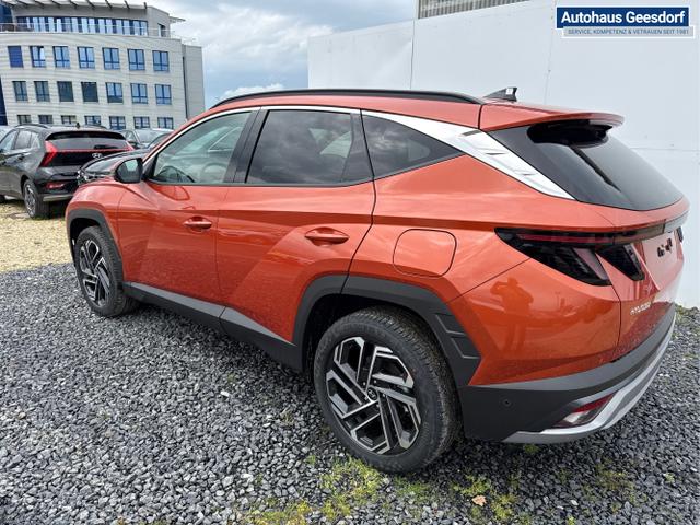 Hyundai / TUCSON FACELIFT / Weiß / / / 