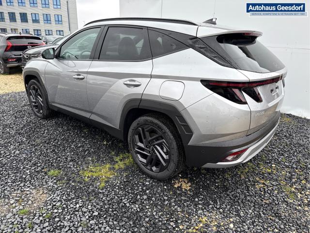 Hyundai / TUCSON FACELIFT / Weiß / / / 