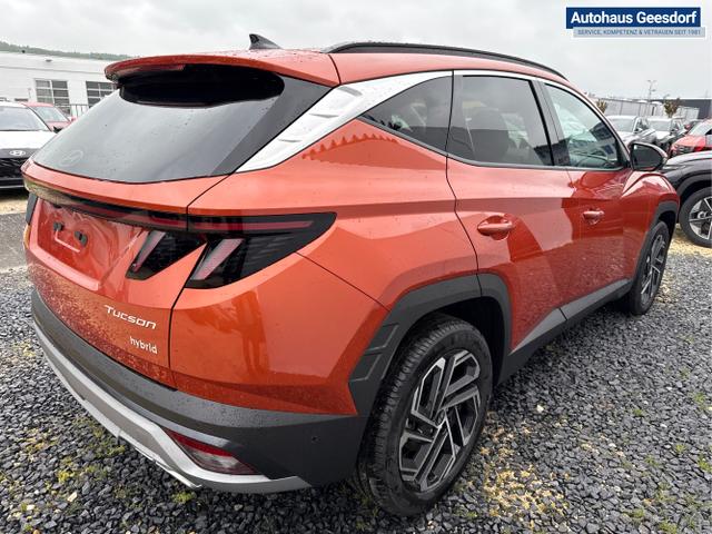 Hyundai / TUCSON FACELIFT / Weiß / / / 