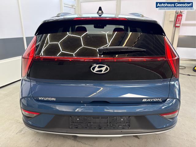 Hyundai / BAYON / Blau / / / NAVI SHZ RFK PDC KLIMAAUTOMATIK Licht/Regensensor