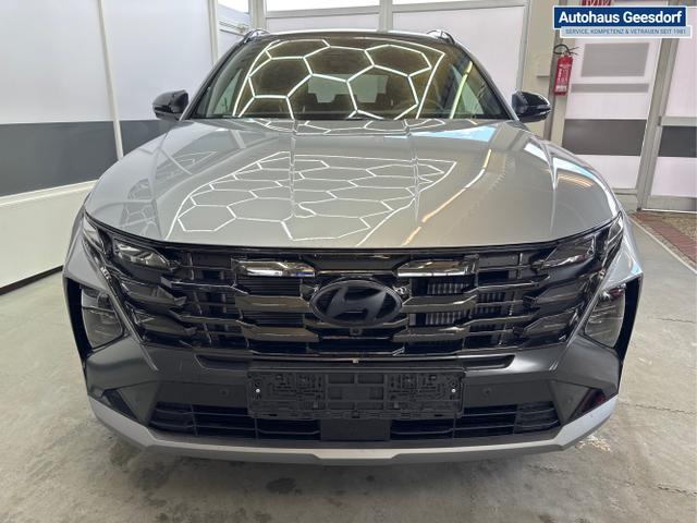 Hyundai / TUCSON FACELIFT / Shimmering Silver R2T / / / DCT 20th Anniversary ACC NAVI PANO KRELL 360 SHZ 