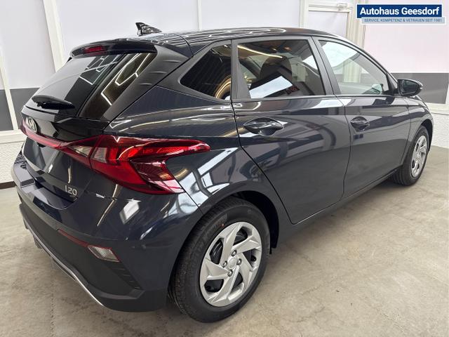 Hyundai / i20 / Grau / / / NAVI RFK TEMPOMAT