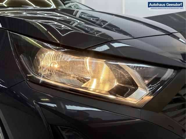 Hyundai / i20 / Grau / / / NAVI RFK TEMPOMAT