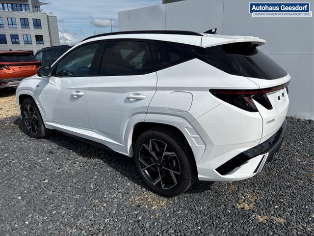 Hyundai / TUCSON / Weiß / / / 