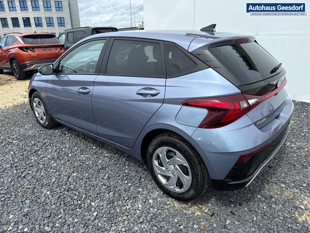 Hyundai / i20 / Blau / / / DCT WP KLIMAAUTOMATIK NAVI RFK TEMPOMAT