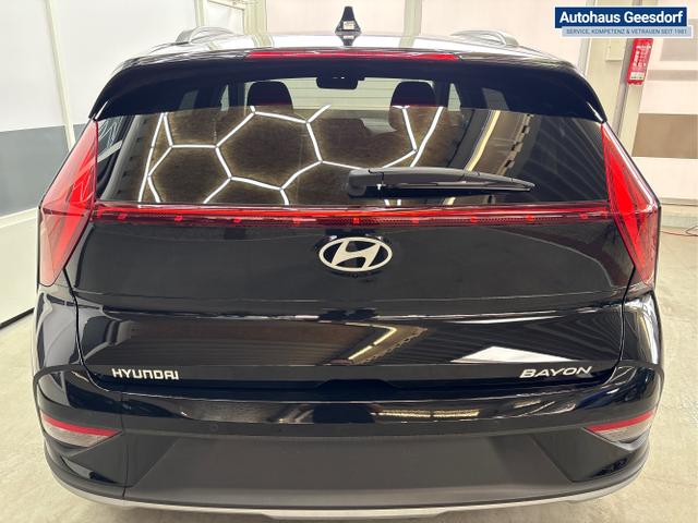 Hyundai / BAYON / Schwarz / / / SHZ NAVI RFK PDC