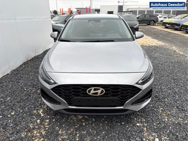 Hyundai / i30 / Silber / / / EDITION SHZ NAVI ALU LED RFK PDC