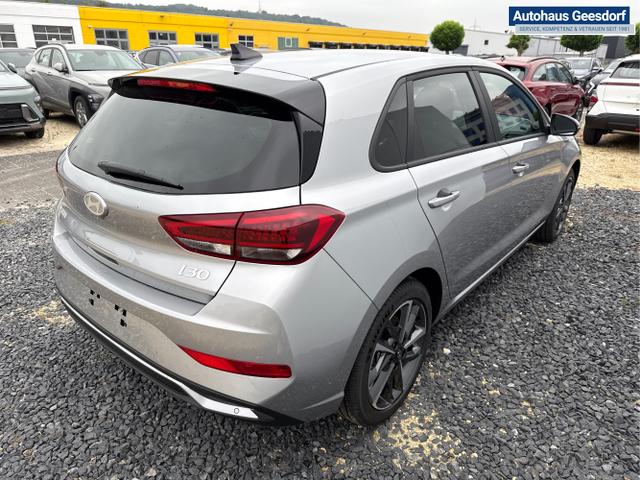 Hyundai / i30 / Silber / / / EDITION SHZ NAVI ALU LED RFK PDC