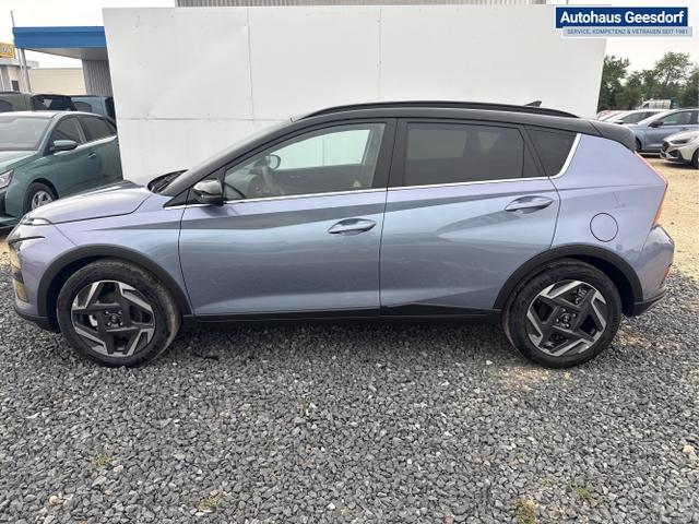 Hyundai / BAYON / Blau / / / SmartSense PLUS NAVI SHZ RFK PDC KLIMAAUTOMATIK