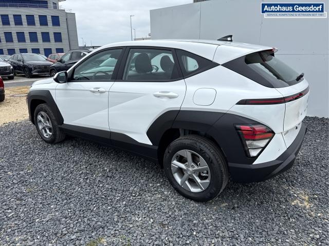 Hyundai / KONA / Weiß / / / NAVI KLIMAAUTOMATIK PDC v+h RFK