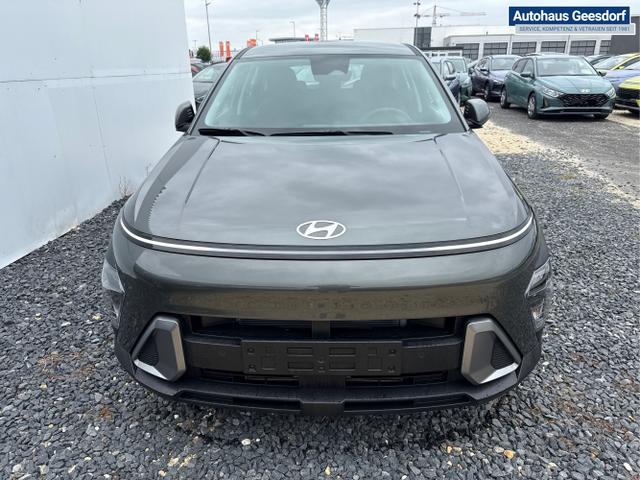 Hyundai / KONA / Grau / / / NAVI KLIMAAUTOMATIK PDC v+h RFK