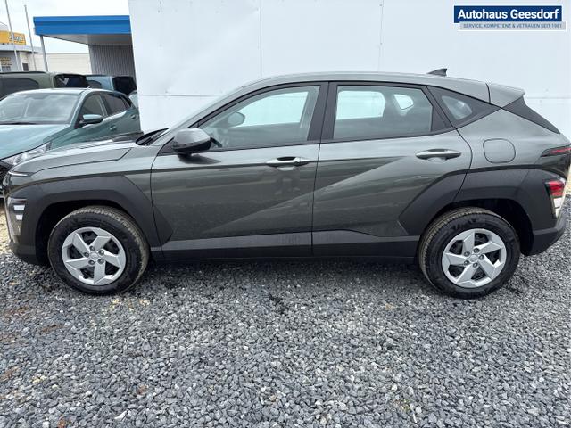 Hyundai / KONA / Grau / / / NAVI KLIMAAUTOMATIK PDC v+h RFK