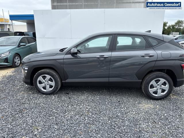 Hyundai / KONA / Grau / / / NAVI KLIMAAUTOMATIK PDC v+h RFK