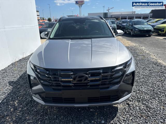 Hyundai / TUCSON / Silber / / / PANO SHZ v+h 18 ALU