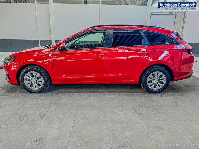 Hyundai i30 Kombi STYLE NAVI RFK LED PDC v+h 