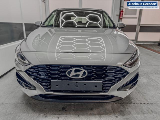 Hyundai i30 STYLE NAVI LED RFK PDC 
