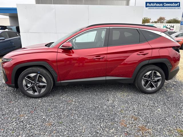 Hyundai / TUCSON / Rot / / / DCT ACC SHZ NAVI PDC RFK