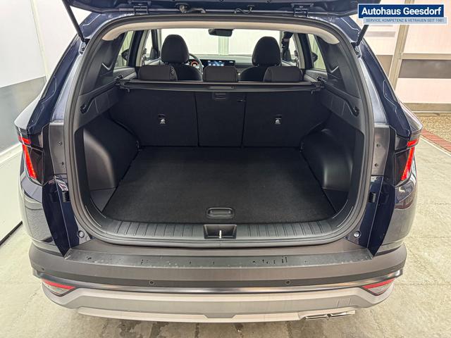 Hyundai TUCSON STYLE DCT ACC SHZ NAVI PDC RFK 