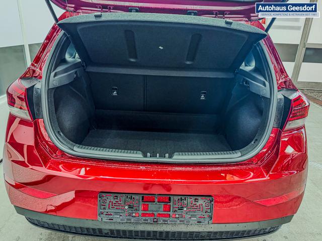 Hyundai i30 STYLE NAVI LED RFK PDC 