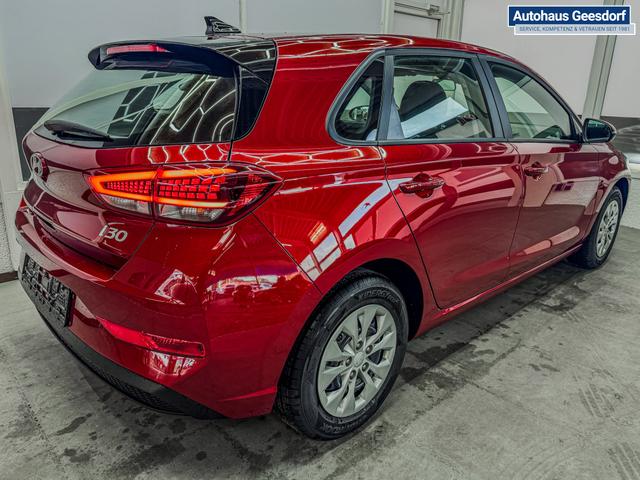 Hyundai i30 STYLE NAVI LED RFK PDC 