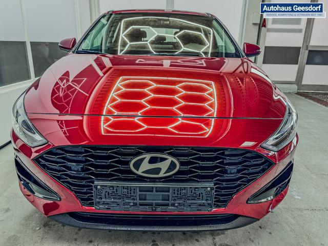 Hyundai i30 STYLE NAVI LED RFK PDC 