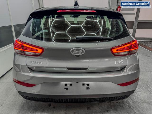 Hyundai i30 STYLE NAVI LED RFK PDC 