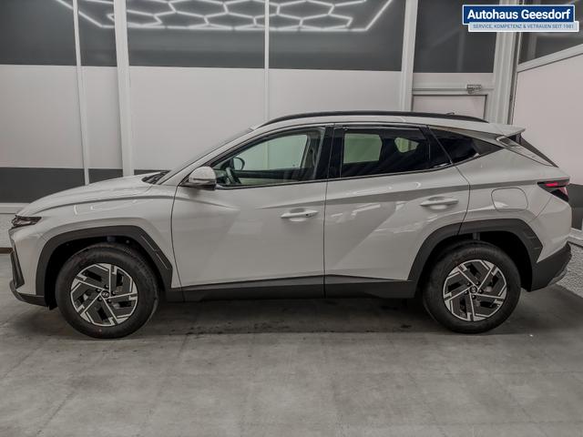 Hyundai TUCSON STYLE KLIMAAUTOMATIK TOTWINKEL NAVI SHZ RFK PDC 