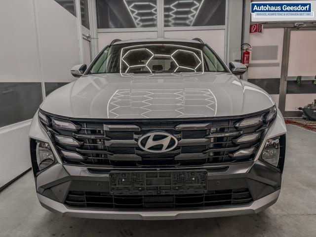 Hyundai TUCSON STYLE KLIMAAUTOMATIK TOTWINKEL NAVI SHZ RFK PDC 