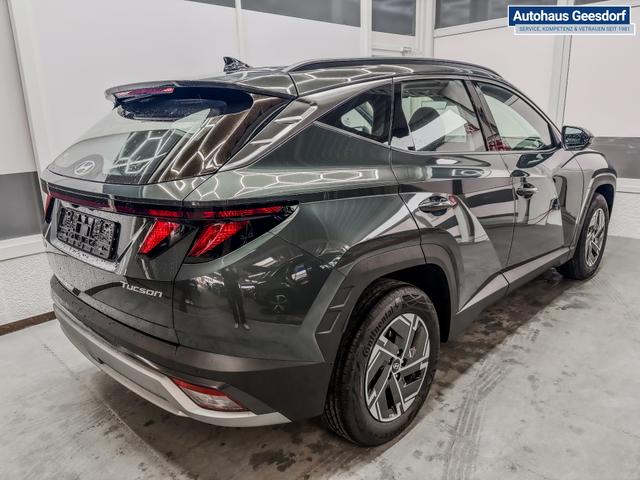 Hyundai TUCSON STYLE AUT KLIMAAUTOMATIK TOTWINKEL NAVI SHZ RFK PDC 