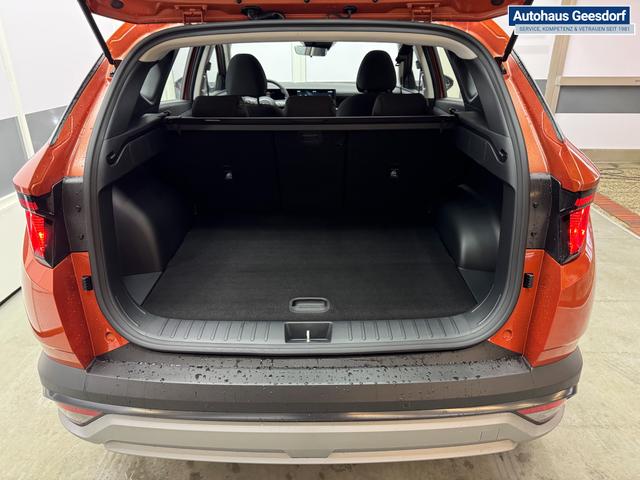 Hyundai TUCSON TREND SHZ NAVI PDC RFK 