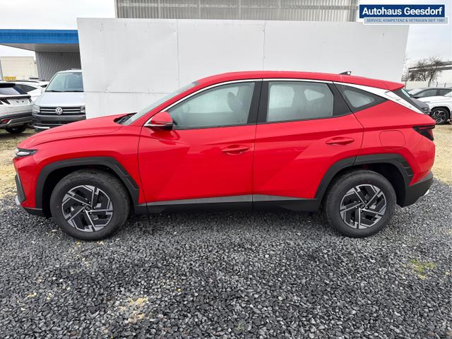 Hyundai / TUCSON / Rot / / / SHZ NAVI PDC RFK