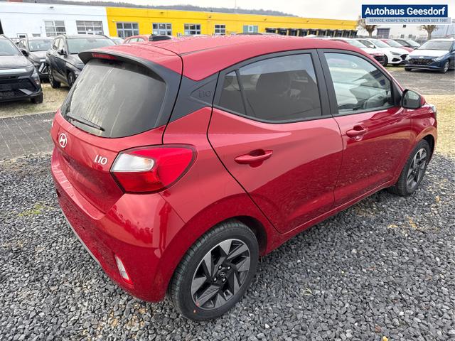 Hyundai / i10 / Rot / / / AUT NAVI SHZ RFK TEMPOMAT 