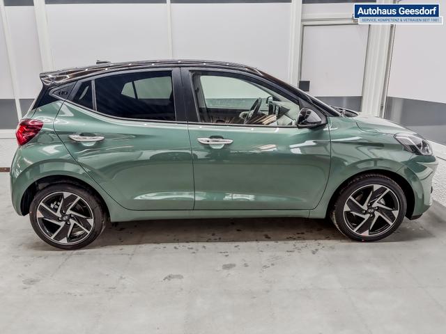 Hyundai i10 PREMIUM AUT SHZ SMART KEY KLIMAAUTOMATIK AMBIENTE ALU RFK PDC NAVI 