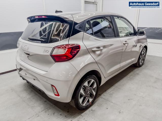 Hyundai i10 PREMIUM AUT SHZ KLIMAAUTOMATIK AMBIENTE ALU RFK PDC NAVI 