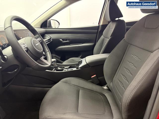 Hyundai TUCSON STYLE AUT KLIMAAUTOMATIK TOTWINKEL NAVI SHZ RFK PDC 