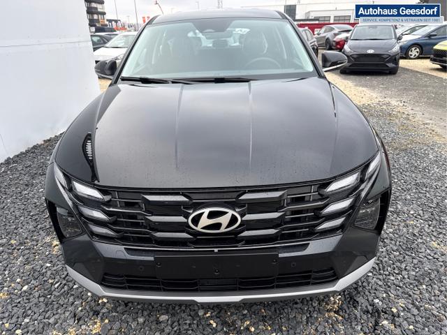 Hyundai / TUCSON / Schwarz / / / SHZ NAVI PDC RFK