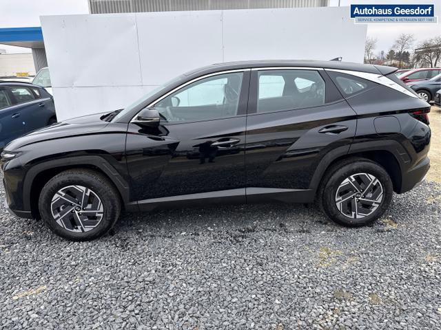 Hyundai / TUCSON / Schwarz / / / SHZ NAVI PDC RFK