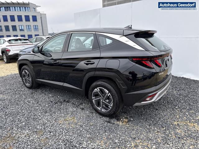Hyundai / TUCSON / Schwarz / / / SHZ NAVI PDC RFK