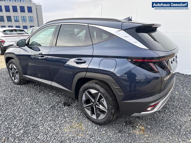 Hyundai / TUCSON / Blau / / / DCT EL.HECKKLAPPE E-SHIFT RFK SHZ v+h