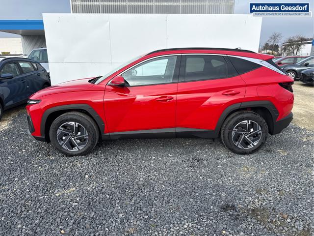 Hyundai / TUCSON / Rot / / / KLIMAAUTOMATIK TOTWINKEL NAVI SHZ RFK PDC