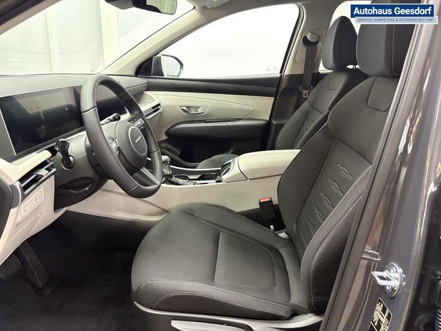 Hyundai TUCSON STYLE AUT KLIMAAUTOMATIK TOTWINKEL NAVI SHZ RFK PDC 