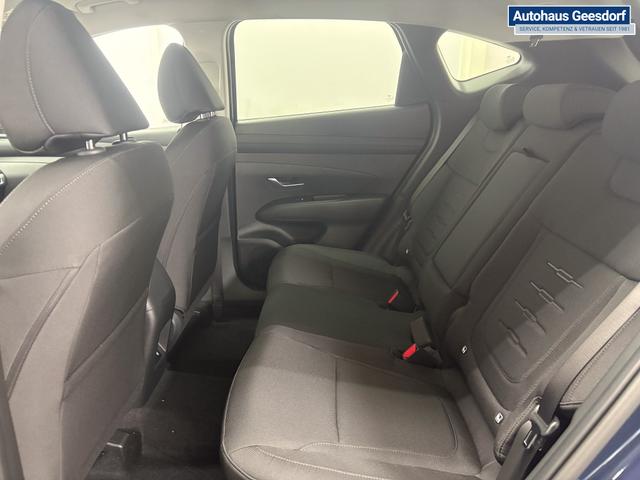 Hyundai TUCSON STYLE AUT ACC 18ALU KLIMAAUTOMATIK TOTWINKEL NAVI SHZ RFK PDC 