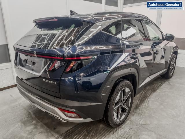 Hyundai TUCSON STYLE AUT ACC 18ALU KLIMAAUTOMATIK TOTWINKEL NAVI SHZ RFK PDC 