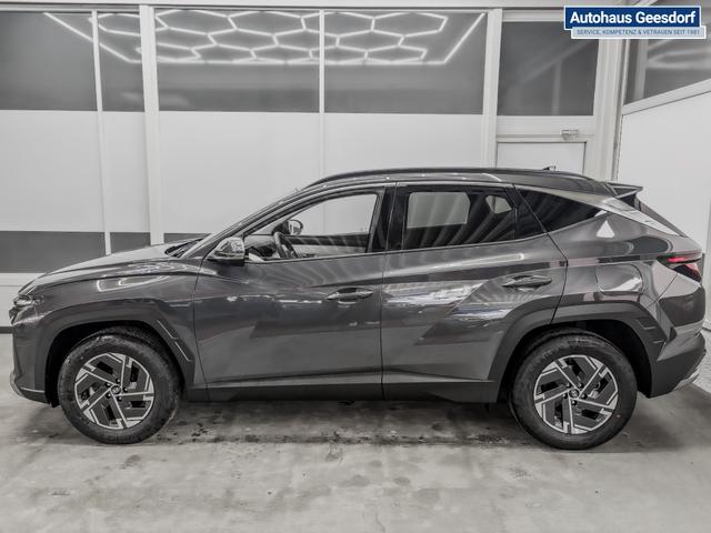 Hyundai TUCSON STYLE KLIMAAUTOMATIK TOTWINKEL NAVI SHZ RFK PDC 