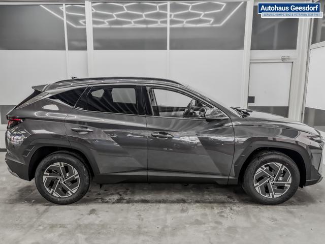 Hyundai TUCSON STYLE KLIMAAUTOMATIK TOTWINKEL NAVI SHZ RFK PDC 
