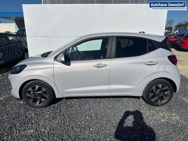 Hyundai / i10 / Grau / / / AUT KLIMAAUTOMATIK NAVI SHZ RFK TEMPOMAT 