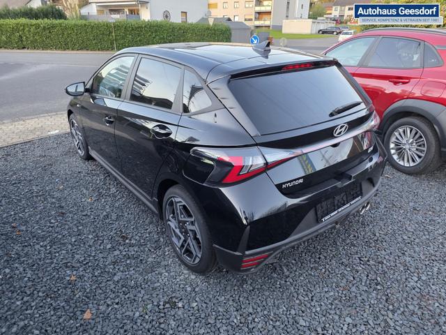 Beispielbilder, ggf. teilweise mit Sonderausstattung