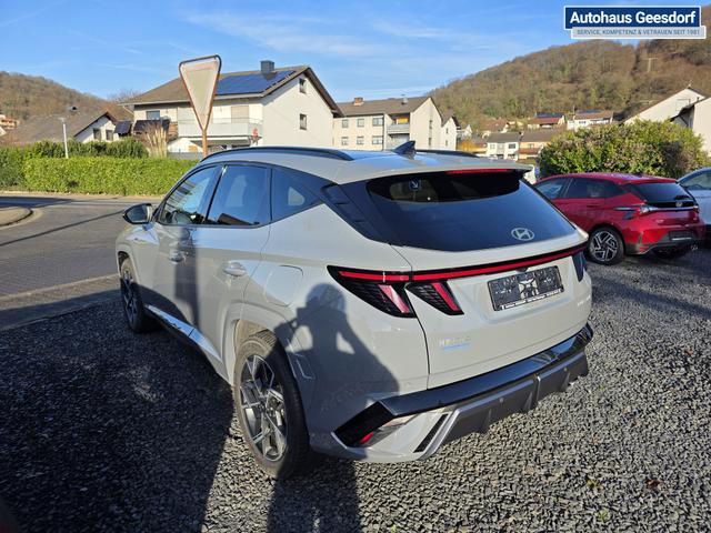 Beispielbilder, ggf. teilweise mit Sonderausstattung