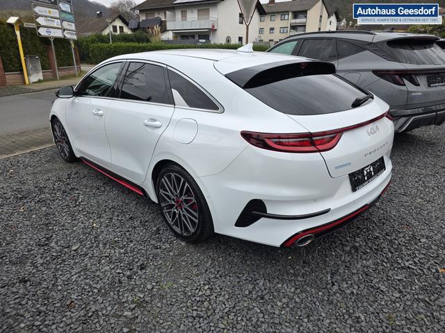 Kia ProCeed GT Navi LED Frontscheibenheiz Shzg PDC Cam 18" 