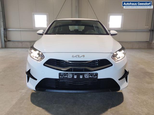 Kia / Ceed Sportswagon / Weiß / / / 